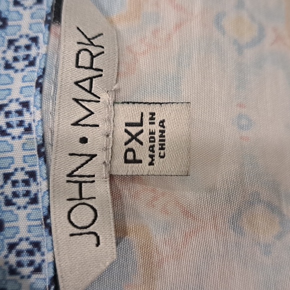 John Mark Abstract Print Collar Neck 3/4 Sleeve Hi-Low Hem Button Front Top - Picture 5 of 8